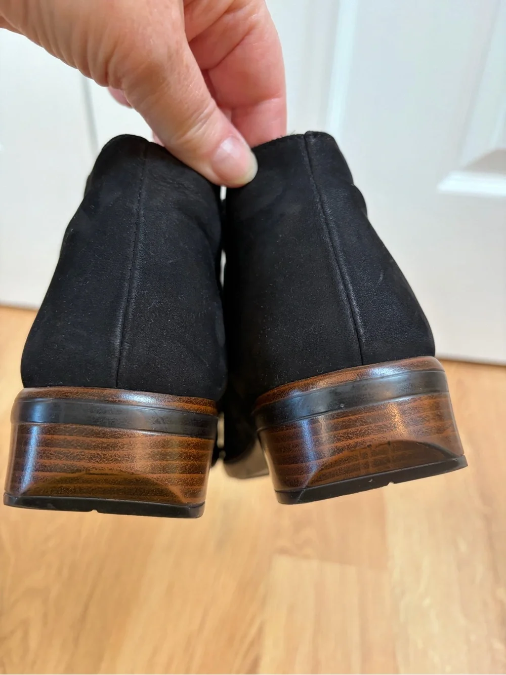 Naot Black Velvet Nubuck Leveche Ankle Boots Size 41 (10/10.5)